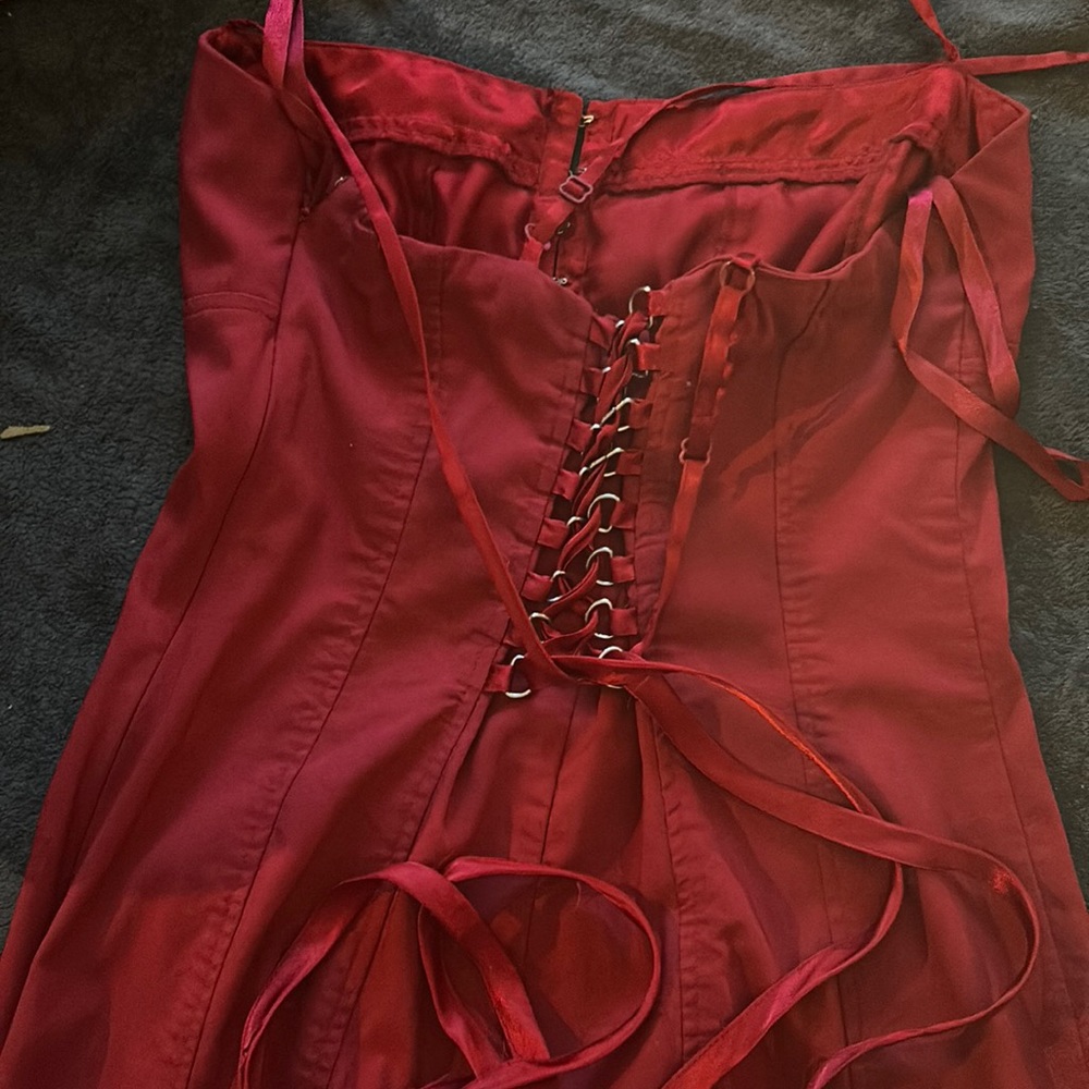 Dresses 💕 - Picture 8 of 11